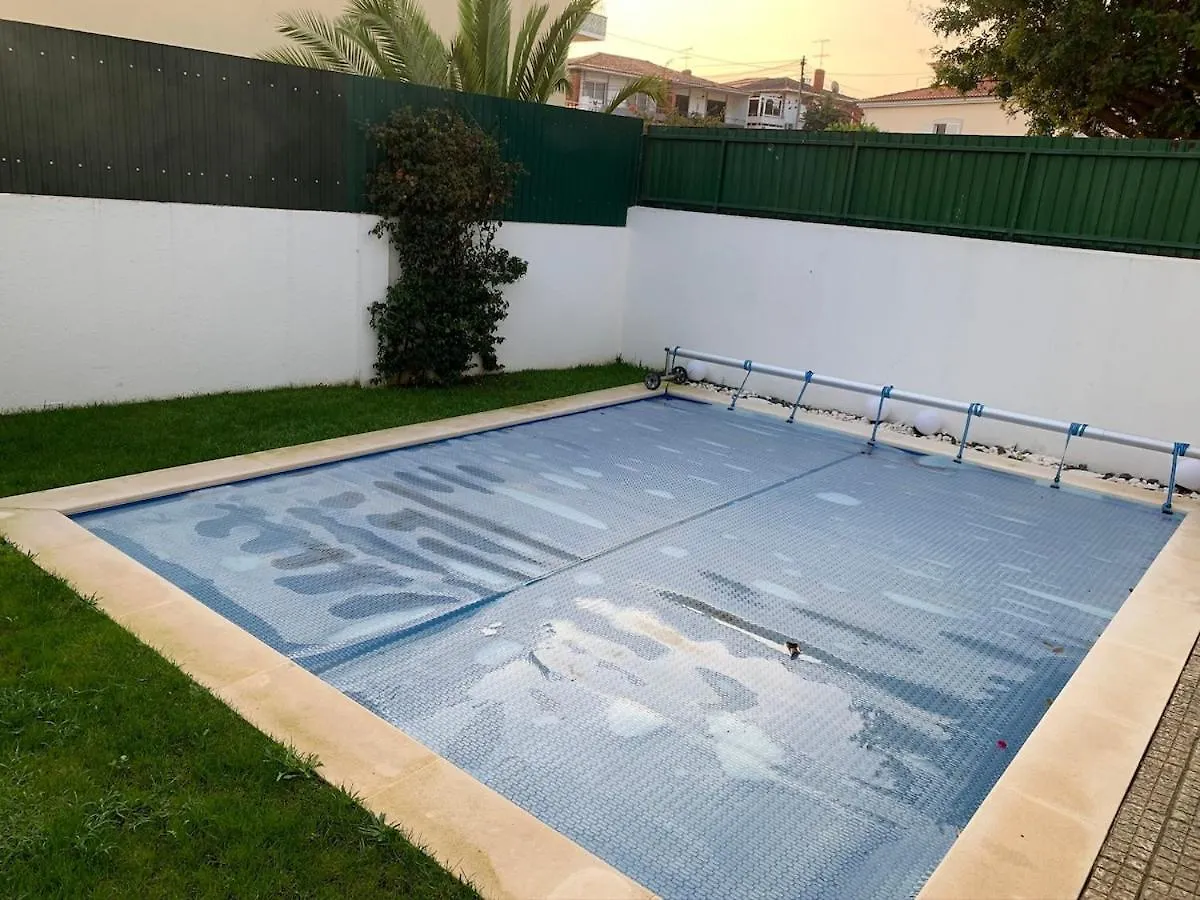 Maison De La Marina Piscine Віавіа 0*,  Portugalia